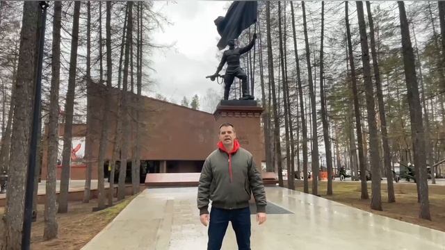 «А ПО ЩЕКЕ ТЕКЛА СЛЕЗА…»