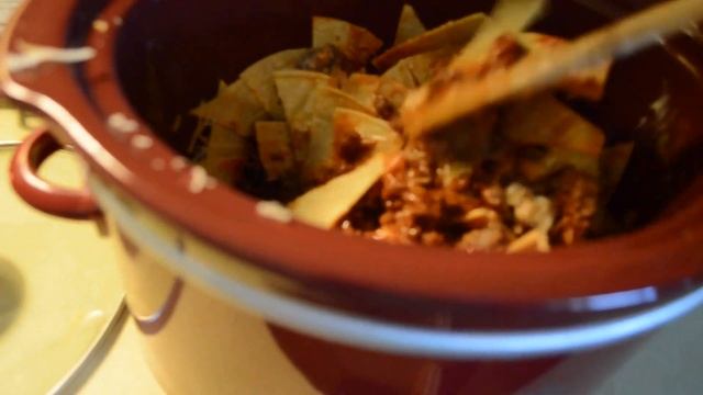 6 Ingredient Crockpot Enchilada Casserole / Cook with Me / SAHM
