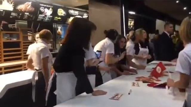 Дом Моды поддержал акцию МакХэппи День в Макдональдс