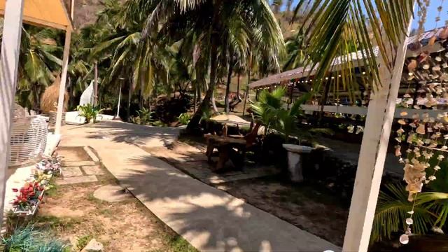 Nui Beach. Инстаграмный пляж Пхукета.