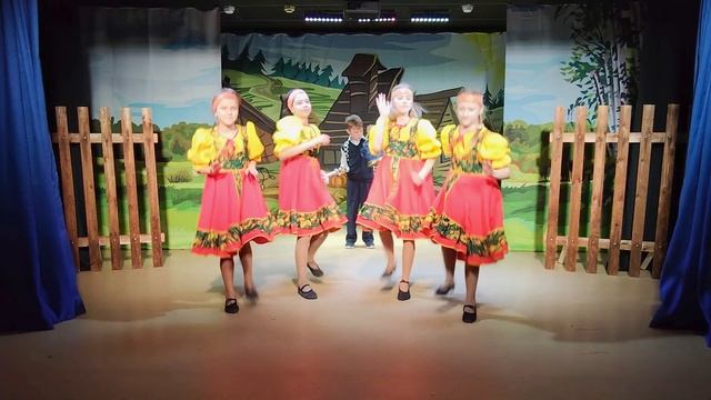 "Сказка о жареных петухах", В. Панфилов. Шоу-театр "Сенсация", отрывок