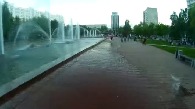 !ШОК! Прыгнул в фонтан. Чуть не утонул !