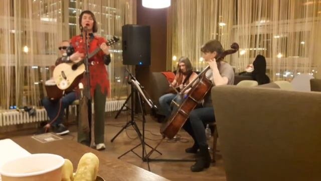 Мантра Васудэве - ЗЕМЛЯНИЧНАЯ ПОЛЯНА