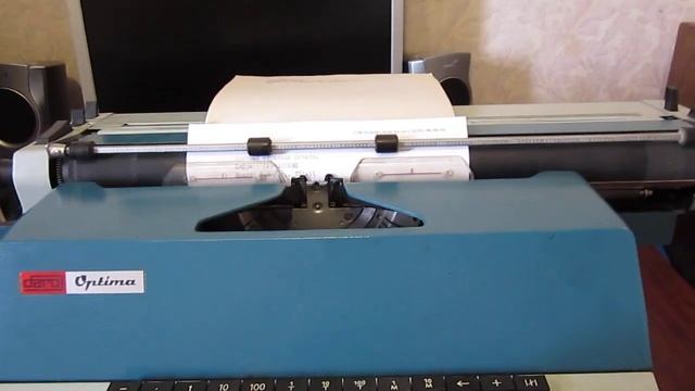 пишущая машина Optima M100
