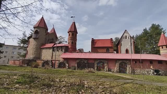Андерсенград, Сосновый бор