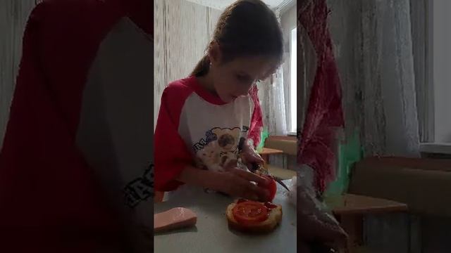 делаем бутерброды