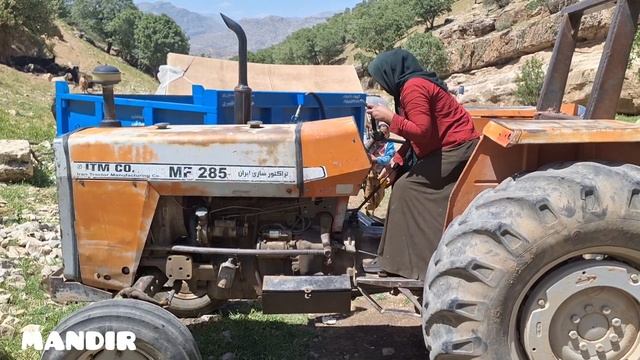 Earning Zainab and Fatima.    Harvesting agricultural products, reaping🌾🌾🌾