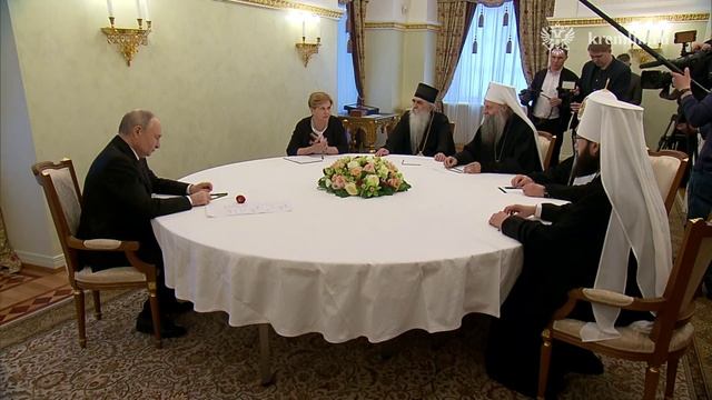 В,В.Путин встретился в Кремле с Патриархом Московским и всея Руси Кириллом и Патриархом Сербским