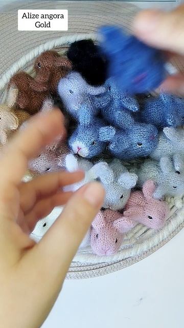 МК зайчики Батончики спицами