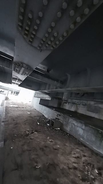 Слив прямо в мусорку