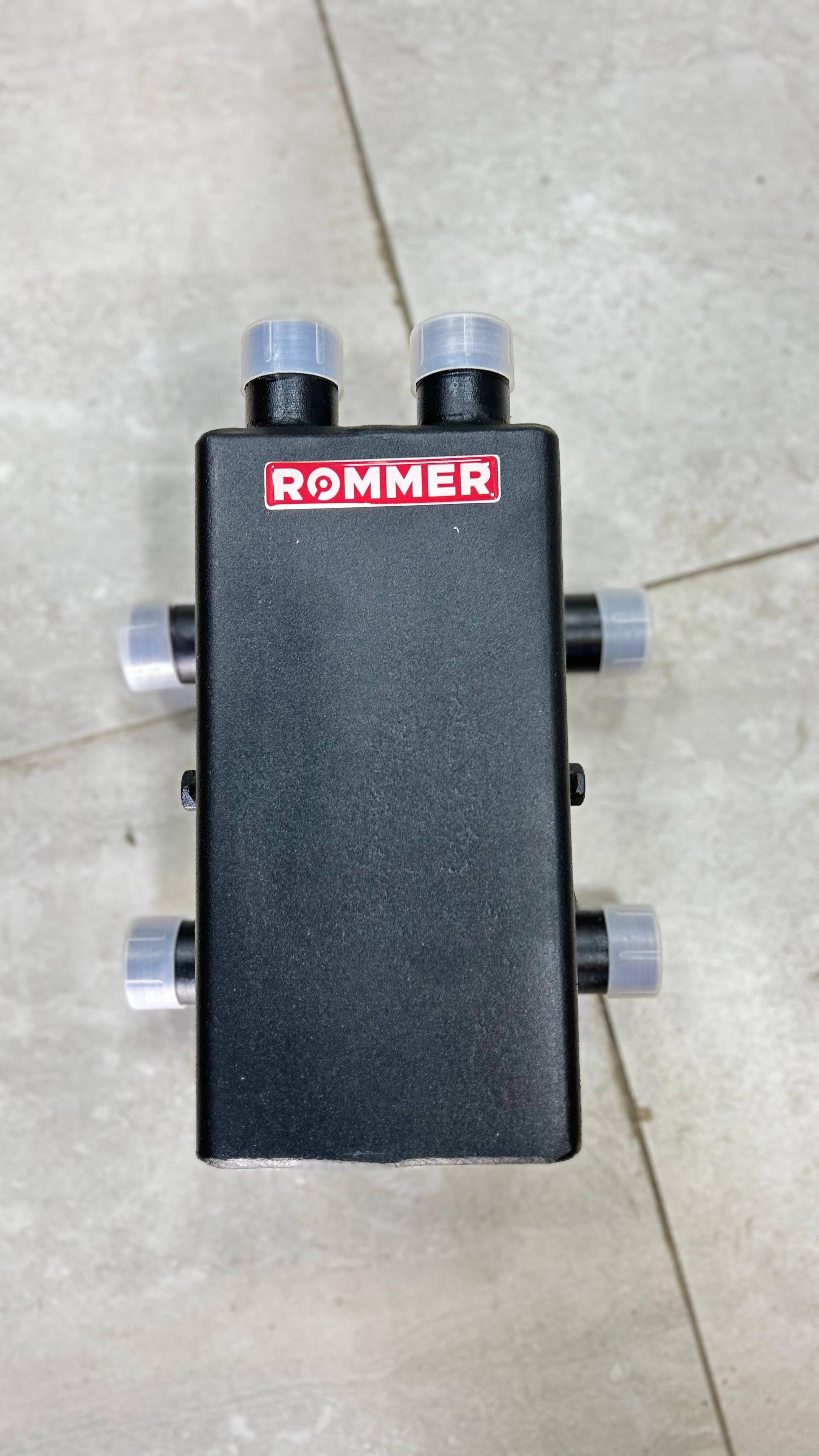 ROMMER Стальной распределительный коллектор 2 отопительных контура с гидравлическим разделителем 1"