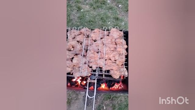Влог:Продолжаем собирать теплицу/шашлык