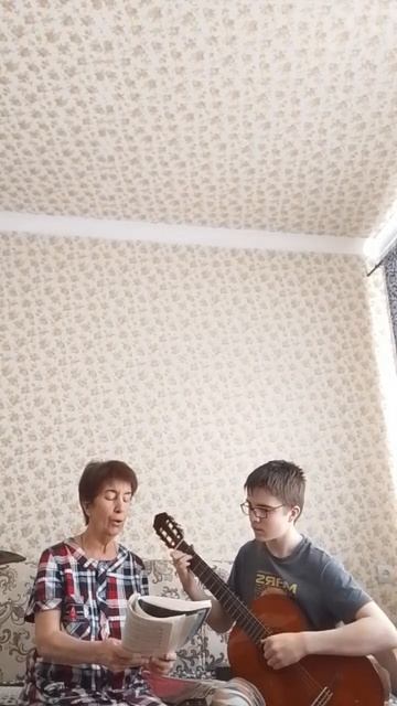 Крыша дома твоего #shorts #шортс #бабушка #бабушкаблогер  #