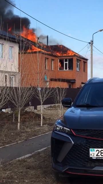 Горит 🔥 ￼Крыша