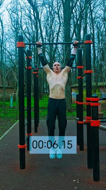 Тест: 10 подтягиваний за 10 секунд #челленджы #спорт #nogymworkout #shorts