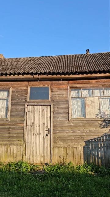 Деревенский жилой деревянный дом 19 века постройки в Я?