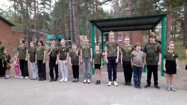 «Поклонимся тем годам»