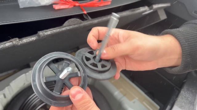 Увеличиваем место в багажнике Москвич 3 с помощью дора