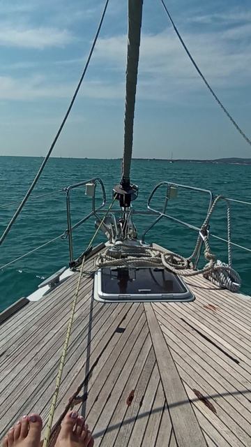 Морская прогулка в Геленджике на яхте