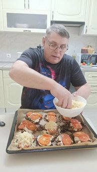 Вкуснейшее горячее блюдо. #вкуснаяеда #мясовдуховке #еда #домашняяеда