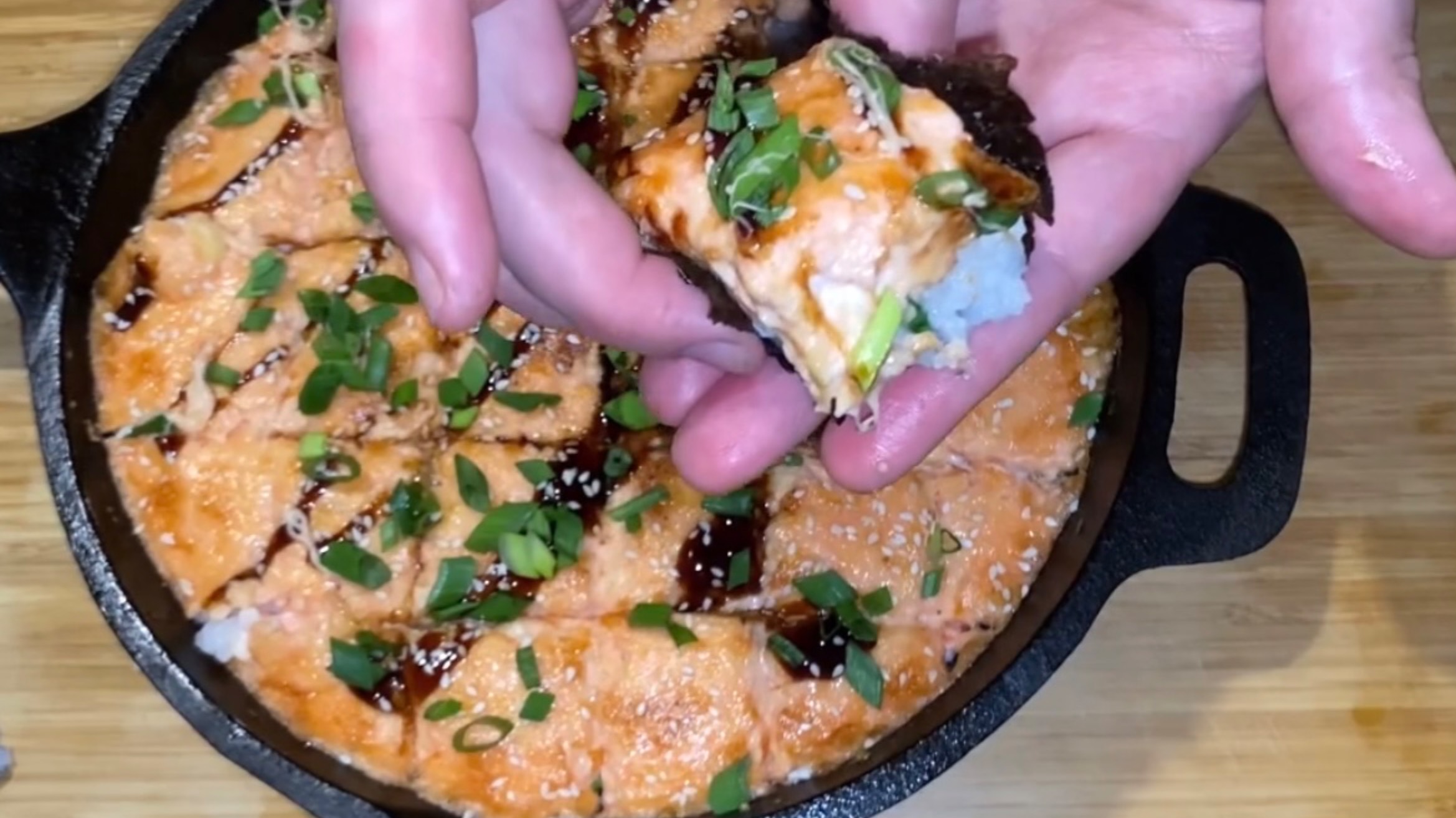 Суши запеканка, удивите близких необычным и вкусным рецептом суши.