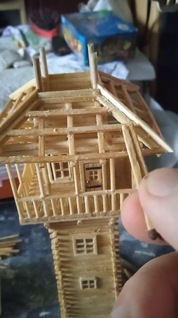 Крыша терема из спичек, перед настилом.