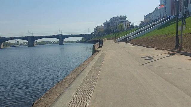 Скульптура рыбака, или путешествие в Тверь