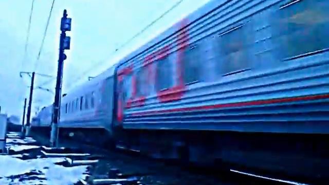 ЭП2К-113 с пассажирским