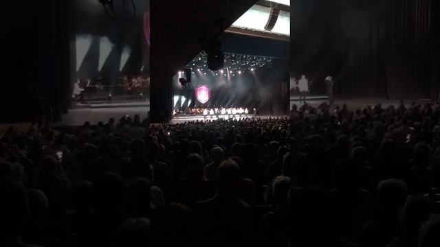 1000253205.mp4 Хор Сретенского монастыря-,,Ребята России"
