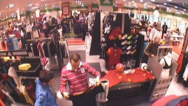 Xabi Alonso, Silva, Villa y Arbeloa, de compras
