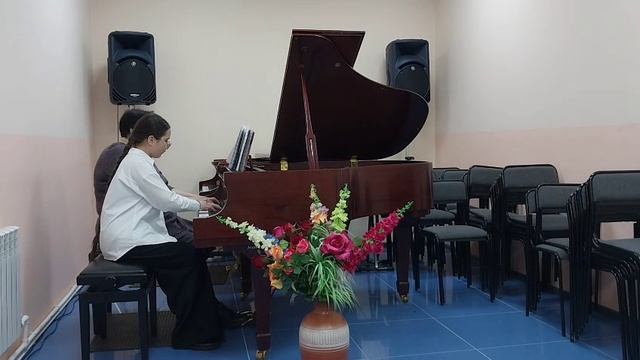 Фортепианный ансамбль Расторгуева Анна 7 кл и петрова Светлана Валерьевна И. Брамс Венгерский танец