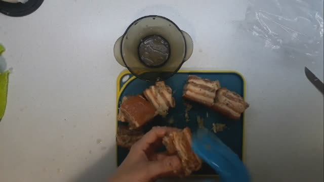 Вкусное вареное сало грудинка в луковой шелухе #Старый проверенный рецепт #необычным способом