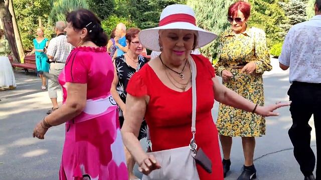 КЛЕН ЗЕЛЕНИЙ! ТАНЦЫ ХАРЬКОВ 2023 #music #retrodancing