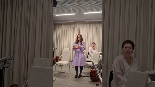 Анна Вайханская. "Вариация 6" Ирины Иордан. "Диптих Победы" Елены Зейферт