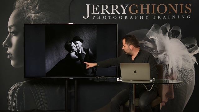 Jerry Ghionis — The Art of Wedding Photography 5-2. Sunlight