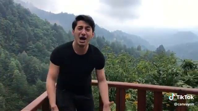 Şimdi bana Söylermisun kim o Sakalli adam