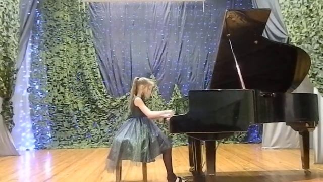Турушева Анастасия. г. Кемерово. ДШИ №5. Бах И С  Волынка, Шостакович Д  Шарманка
