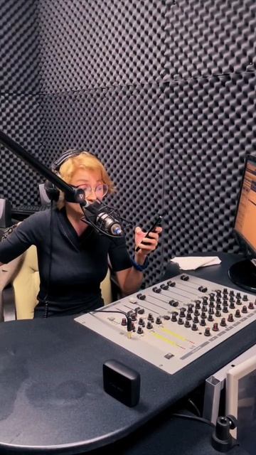 Анонс премьеры песни Бесконечность на Ялта FM ♾️