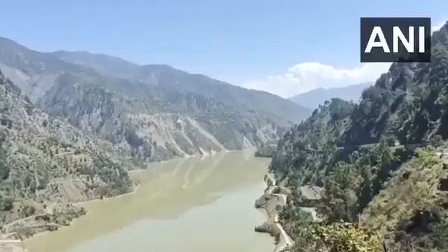 Индия перекрыла течение реки Инд в Пакистан, что расценивается как акт войны