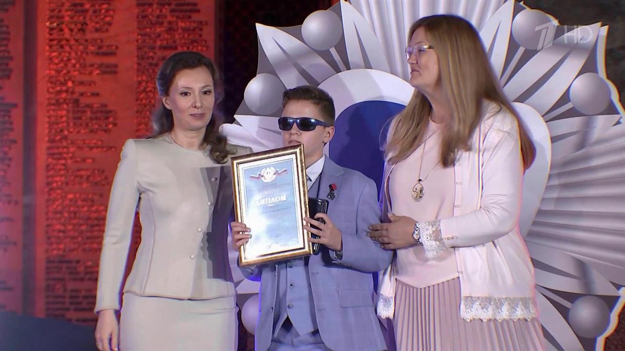 В Москве наградили лауреатов общественно-государственной инициативы "Горячее сердце"