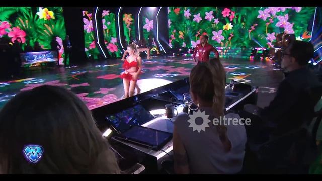 Natalie Weber y Candela Ruggeri fueron un fuego bailando Salsa de a tres