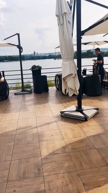 Вид на Ангару с летней веранды ресторана Kiss #Иркутск