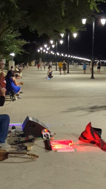 Ночная жизнь на курорте. Набережная Терешковой #евпатория #море #travel #shorts