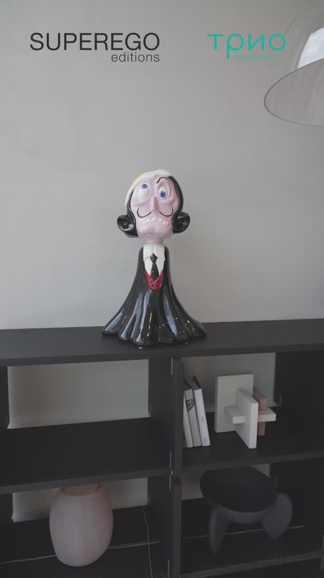 Скульптура B École d’Art Collection Salvad’ Oeuf от Superego Editions