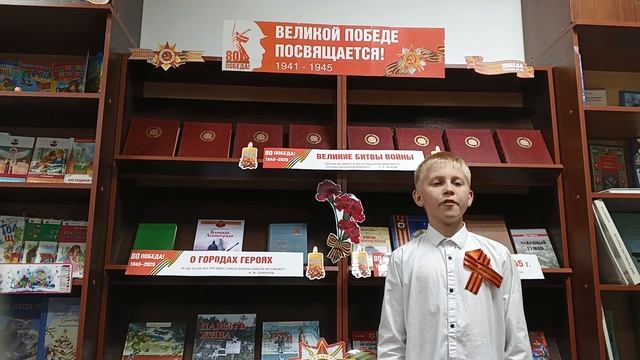 Пиркин Алексей читает стихотворение Михаила Владимова  «Еще тогда нас не было на свете»