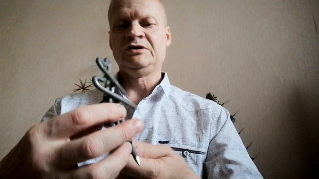Соединил 4 сердечка, гвозди 200. 6