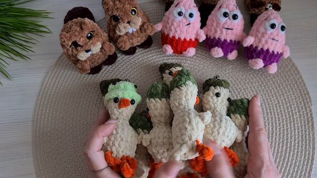 ВЛОГ о вязании.
Новенькие игрушки, пришло тепло, все цветет)