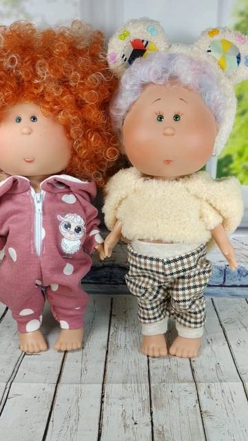 Dolls Mia from Nines d'Onil Handmade Outfits Made with love 💗