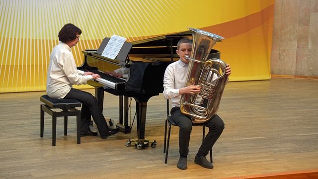 Н.А. Римский-Корсаков - Песня варяжского гостя из оперы-былины "Садко",
А.Т. Гречанинов - Весельчак