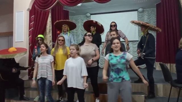 Хор  ,,На далёкой  Амазонки "